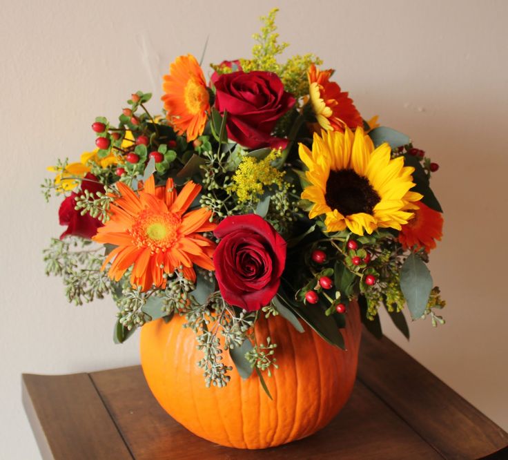 pumpkin floral fall mantel decoration