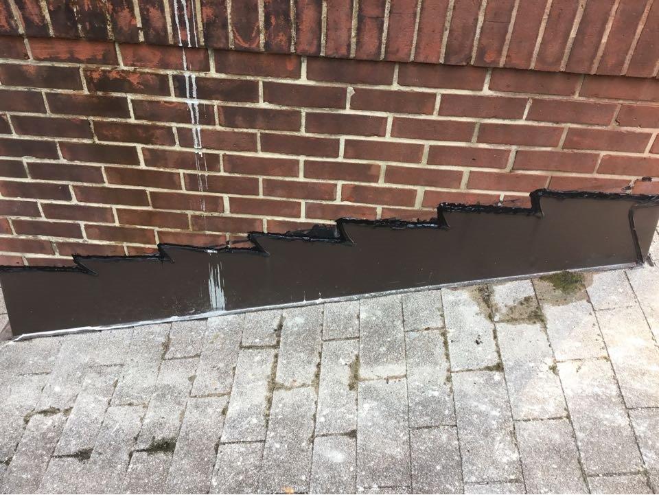 leaking chimney flashing